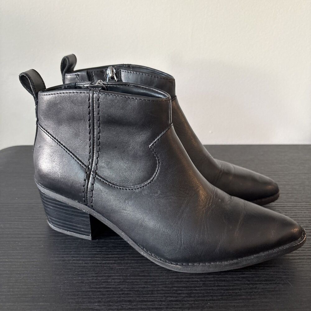 Clarks Women Black Leather Ankle Boot 9M Morzine Sky Block Heel Western Pointed
